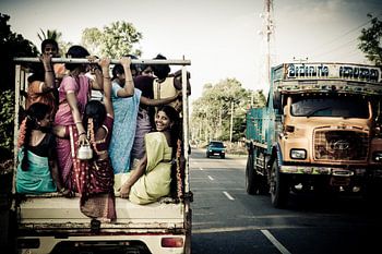 oogcontact in bangalore