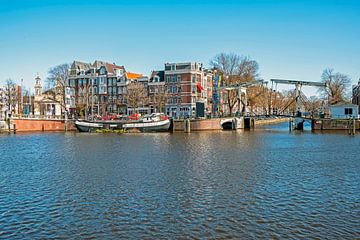 Paysage urbain d'Amsterdam sur l'Amstel sur Eye on You