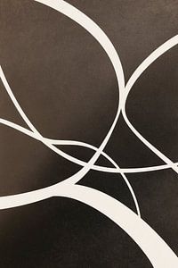 Minimal Line Art on Dark Background - Untangle This