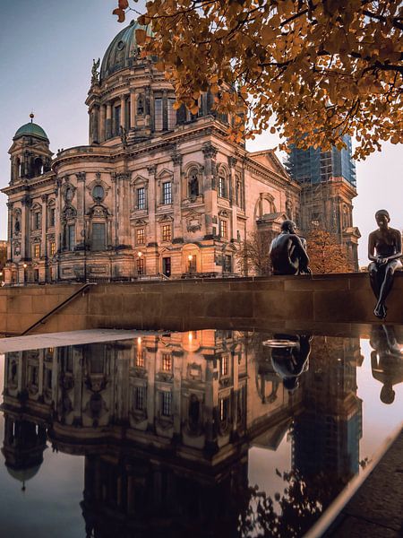 Dom Reflection von Iman Azizi