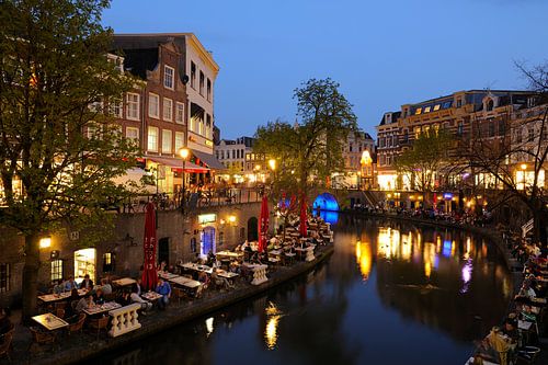 The Oudegracht in Utrecht between Jansbrug and Bakkerbrug (1)