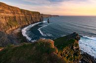 Cliffs of Moher (Co. Clare, Ierland) van Niko Kersting thumbnail