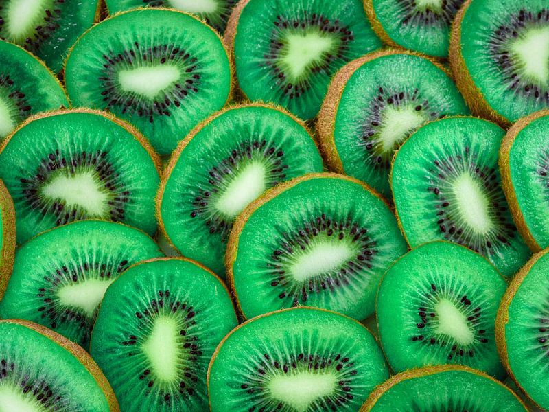 Kiwi Fruit Slices Pop Art Photography - Vibrant Green Healthy Food Abstract par Artistic