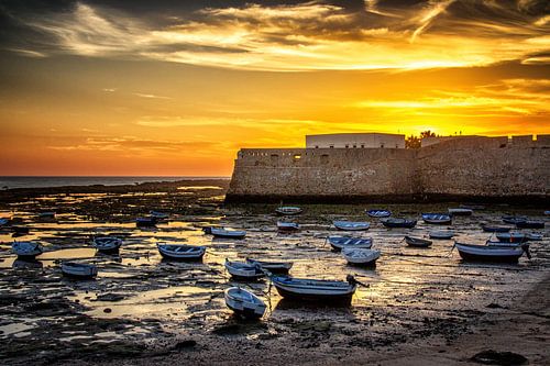 Castillo de Santa Catalina au coucher du soleil à Cadix sur Marco Rutten
