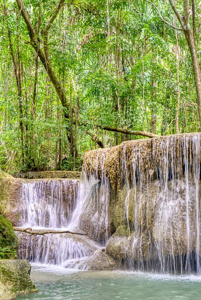 Erawan Falls: staand beeld van de beroemde watervallen van Joran Quinten