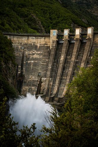 Forces of nature – Controlled chaos – Industriële kracht en waterfotografie van Ilona - TIZFotografie