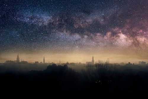 Intrigerende Beeldbewerking: Groningen zonder Straatverlichting in Mysterieus Landschap