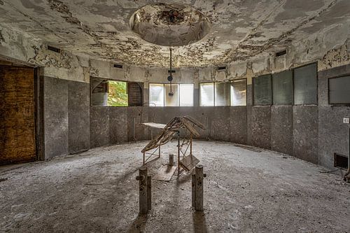 salle d'operation abandonnee