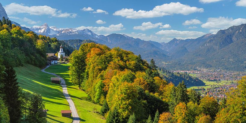 Uitzicht op de Zugspitze vanuit Wamberg van Markus Lange