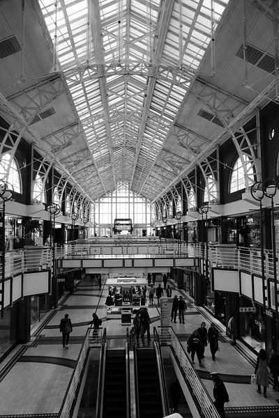 waterfront mall by Olaf Franke