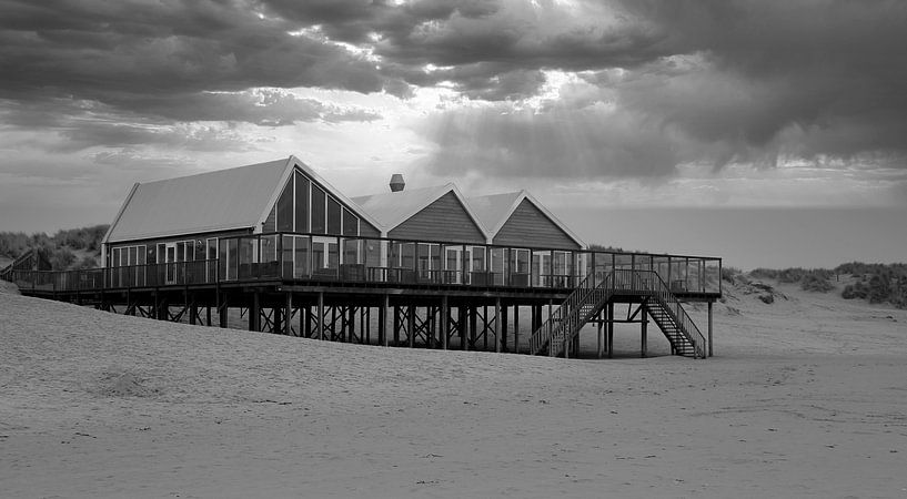 Beach pavilion on Texel by Jose Lok