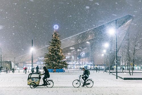Snow in Rotterdam at Central Station 1