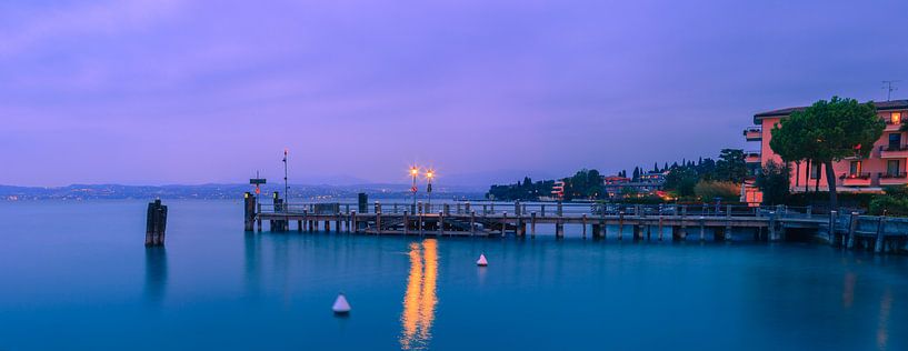 Zonsondergang Sirmione, Gardameer, Italië van Henk Meijer Photography