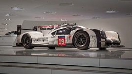 Porsche 919 Hybrid (side) by Rob Boon