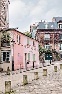 La Maison Rose - Het roze huis Montmatre, Parijs van Dana Schoenmaker