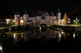 Koppelpoort of Amersfoort at night