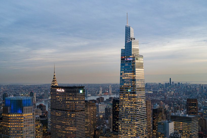 One Vanderbilt during sunset by Tim Vlielander