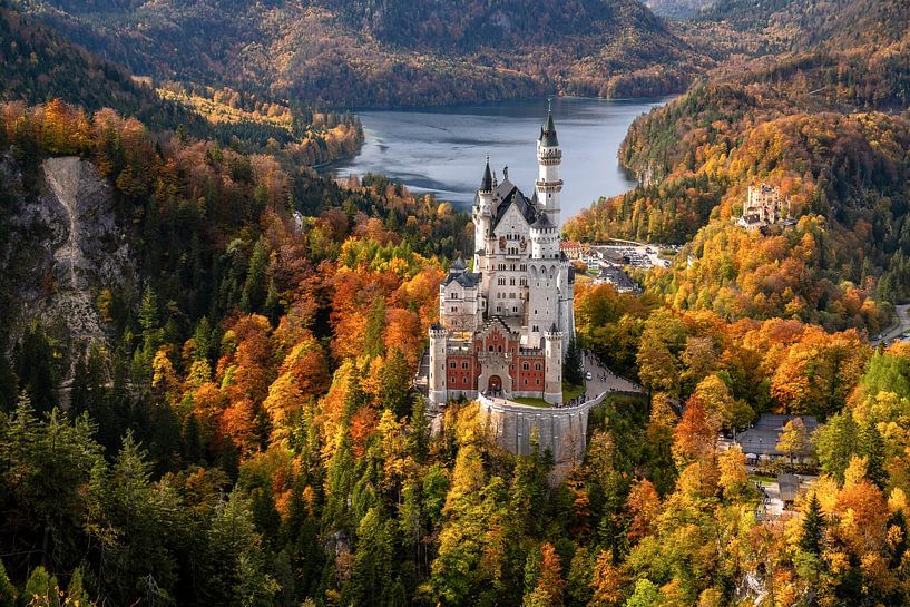 Herfst bij kasteel Neuschwanstein van Achim Thomae Photography