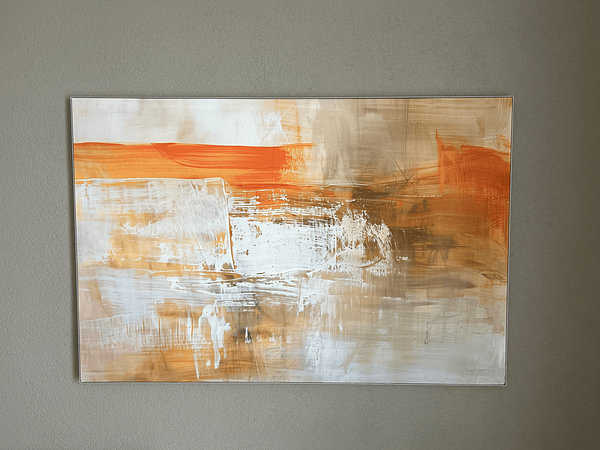 Klantfoto: Gelaagd Oker met Wit | Abstract Structuurwerk van Lauren Wilde, als ArtFrame