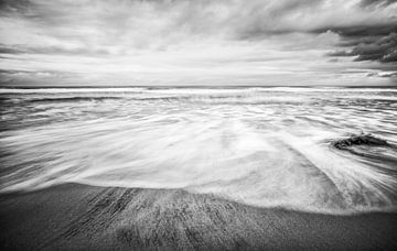 Ein verträumtes Monochrom der Mission Beach von Joseph S Giacalone Photography