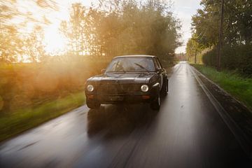 Opel ascona a au coucher du soleil sur Ferre Demyttenaere