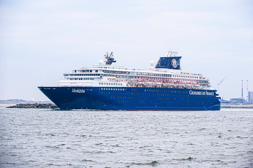 Kreuzfahrtschiff &quot;Horizon&quot;. von Brian Morgan