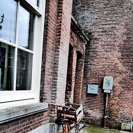 Utrecht - Fahrrad auf dem Bürgersteig von Wout van den Berg