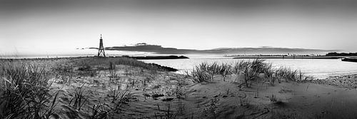 Cuxhafen beach in black and white