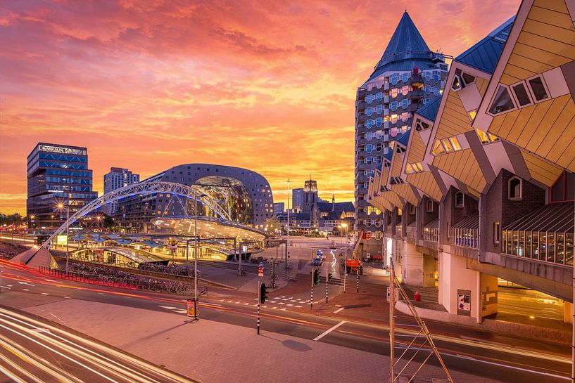 Markthal, station Blaak en Kubuswoningen van Prachtig Rotterdam