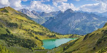 Seealpsee en Höfats, Allgäuer Alpen van Walter G. Allgöwer