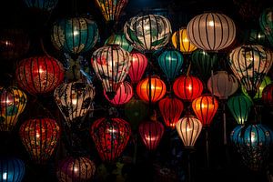 Hoi An lampionnen in de avond van Ellis Peeters