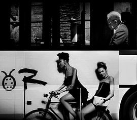 Kontraste urban. von Antonio Grambone