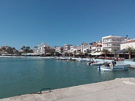 Vue de Sitis depuis la jetée sur Detlef Georgi