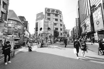 Shoppende mensen in schreeuwend Shinjuku von Straatfotografie