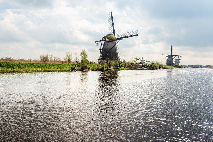 Kinderdijk Windmolens par Brian Morgan