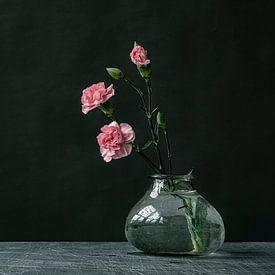 Foto print | Roze bloemen in glazen vaasje | Botanisch van Jenneke Boeijink