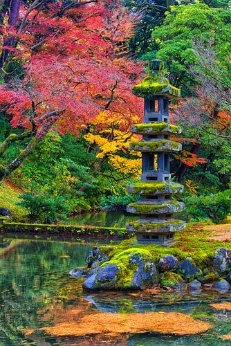 Kenrokuen Tuin, Kanazawa, Japan in de herfst