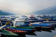 Phewa Lake bij Pokhara van Anouk Hol thumbnail