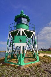 Beacon at the port entrance by Ralf Hoffmann