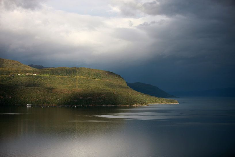 Fjordlandschaft im Licht von Jana Behr