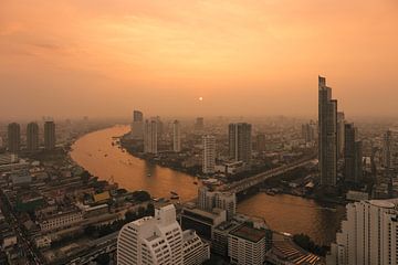 Bangkok Sonnenuntergang  von Tom Uhlenberg