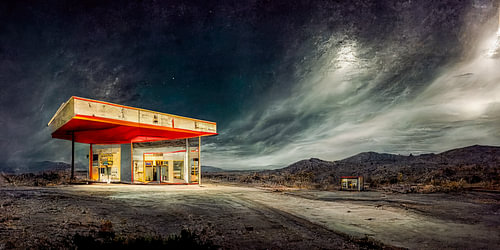 Verlaten tankstation uit de jaren vijftig langs Route 66
