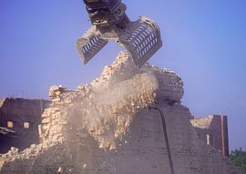 Demolition of the storage building of the complex Böllberger Mühle in Halle