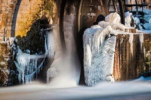Schaufelrad der Wassermühle in Wijlre