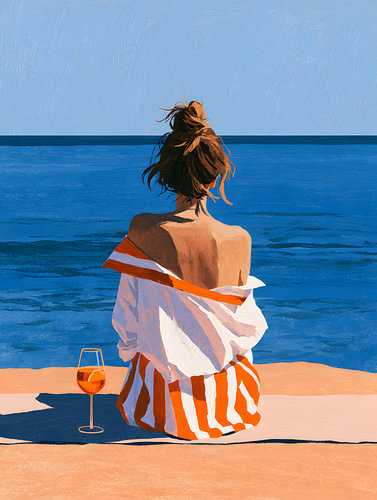 Vrouw met een glas rosé aan de blauwe zee