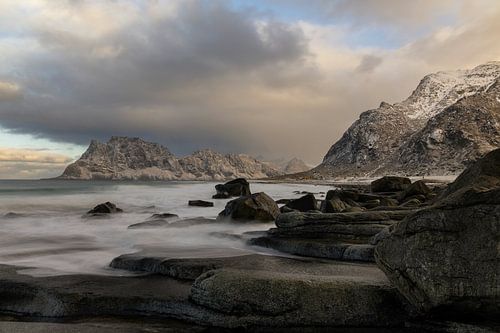 Uttakleiv strand op de Lofoten van Danielle Kramer