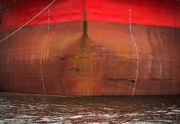 De boeg vooruit afgemeerd van scheepskijkerhavenfotografie