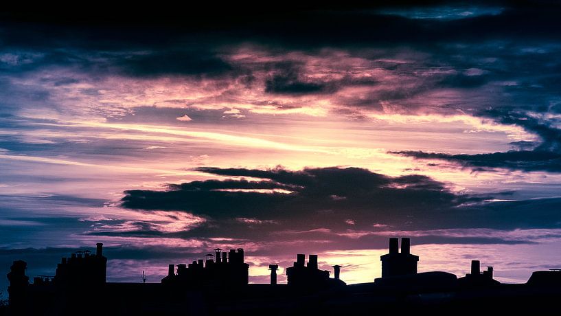 Daken met schoorstenen par Klaas Leussink