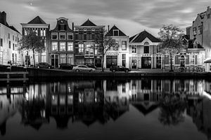 Haarlemer Flussufer von Scott McQuaide