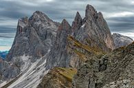 Die Odle-Gruppe von neun Gipfeln erhebt sich höchstens über die Alpen von Gerry van Roosmalen Miniaturansicht